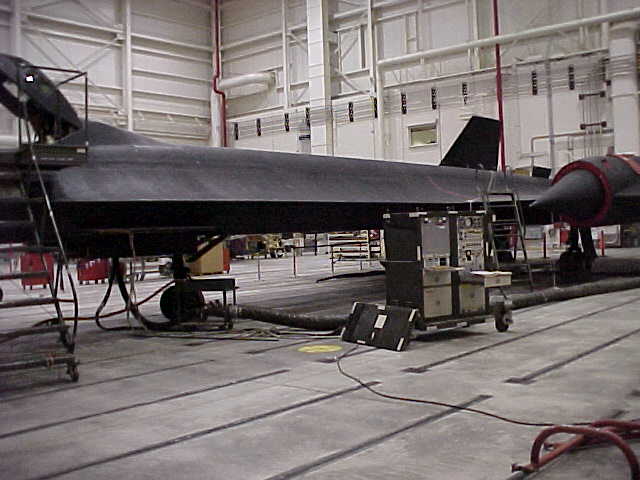 SR-71 in hangar picture